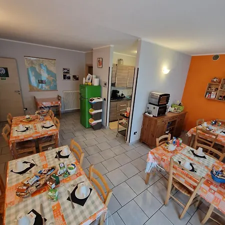 לינה וארוחת בוקר Zia Vivina סוריקו